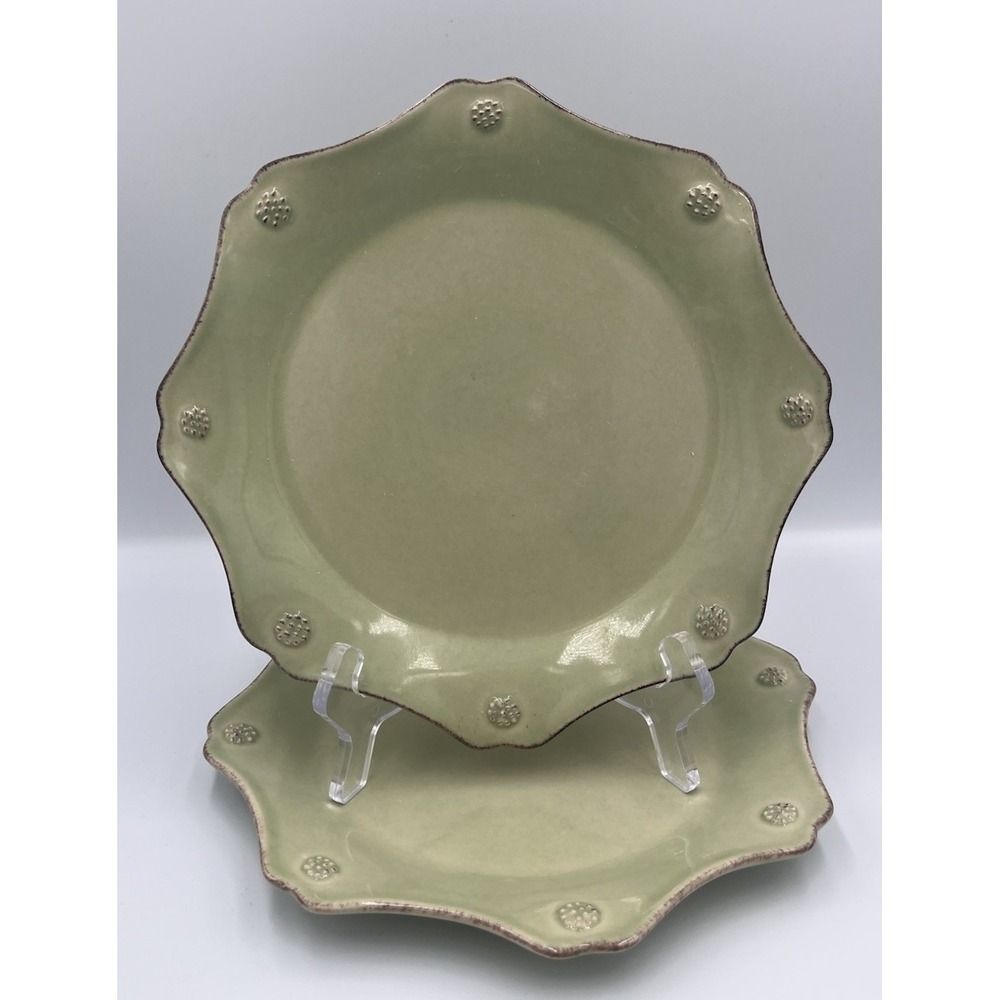 Juliska Berry & Thread Pistachio 9" Scalloped Salad Dessert Plate Green Set Of 2